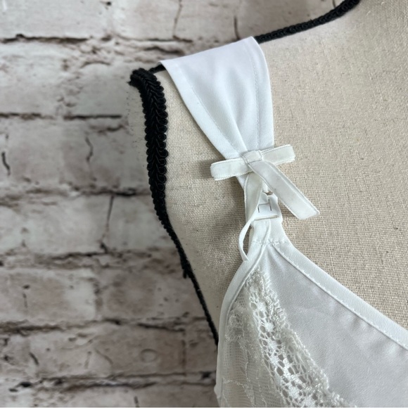 Jogé Nightgown White Mid Length Wedding Night Gown Tie Back Embroidered … - Picture 3 of 10